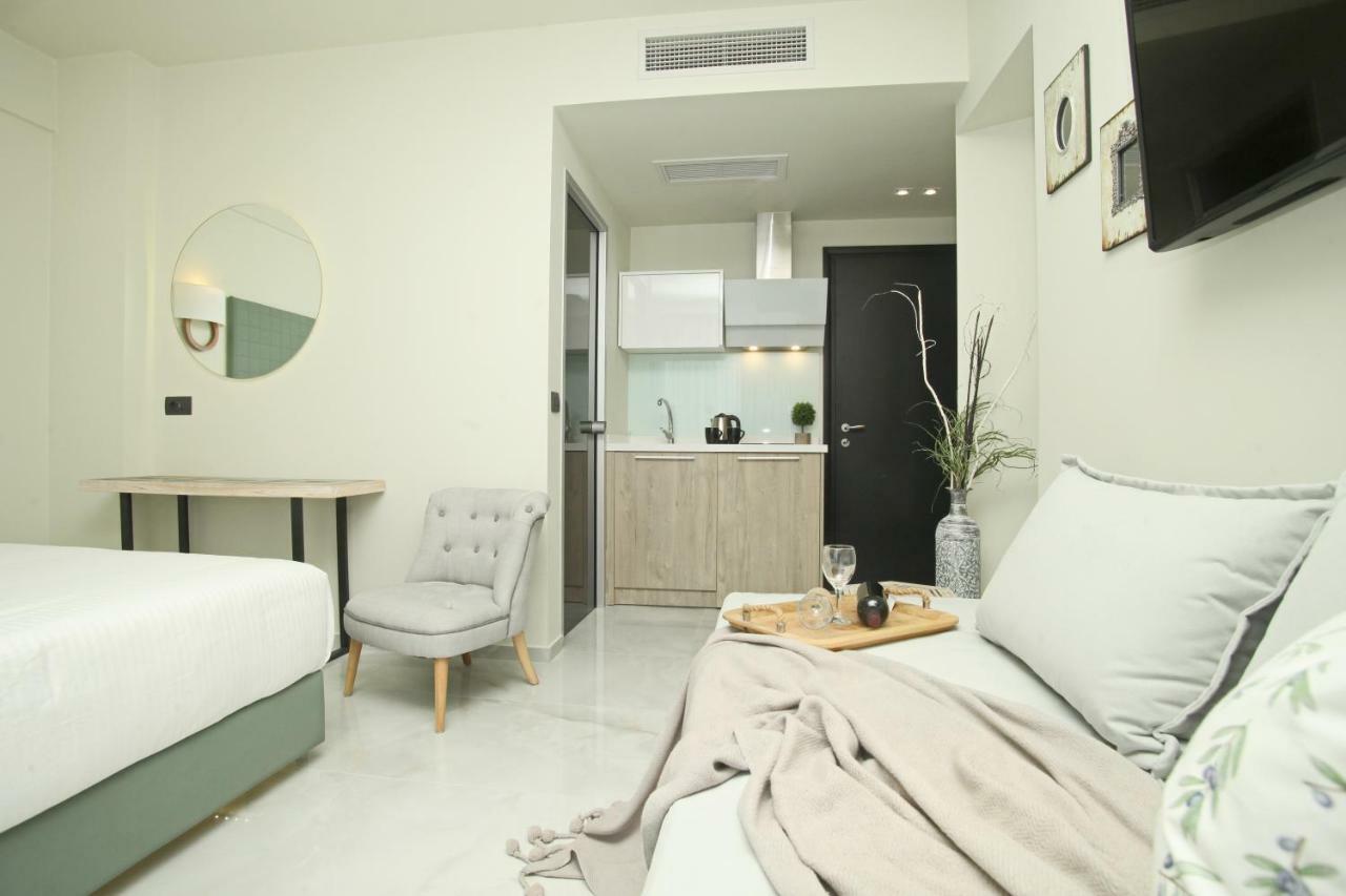 Athinais Luxury Apartments Chaniotis Extérieur photo