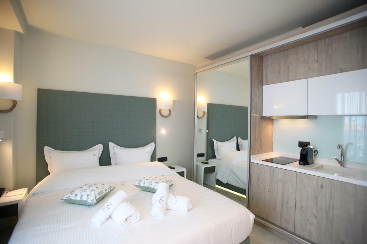 Athinais Luxury Apartments Chaniotis Extérieur photo
