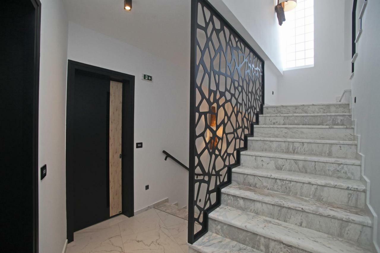Athinais Luxury Apartments Chaniotis Extérieur photo