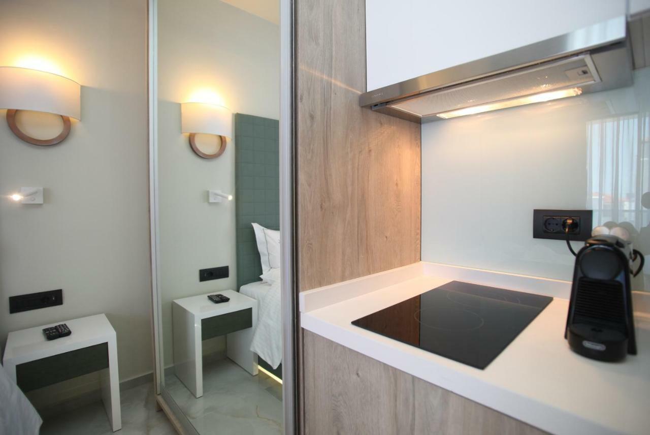Athinais Luxury Apartments Chaniotis Extérieur photo